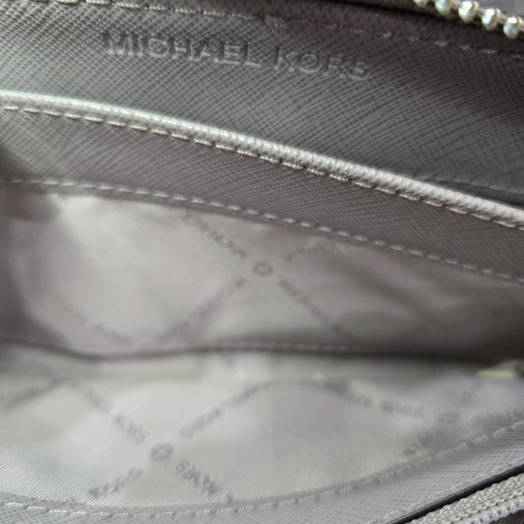🐢 Michael Kors Jet Set Continental Wallet.  Great Shape! - Picture 15 of 17